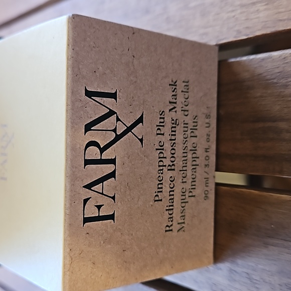 Farm X Vegan Pineapple Plus Brightening  Serum and Radiance Boosting Mask. NWT - Picture 2 of 6